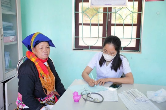 Y tế vùng cao Quảng Ninh: Giữ "mạch sống" khỏe cho đồng bào vùng khó (Bài 1)