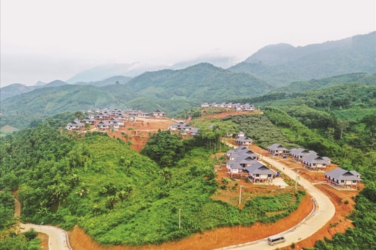 Viết tiếp câu chuyện hồi sinh sau bão lũ