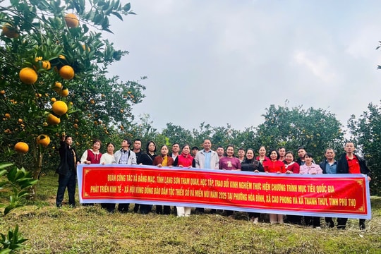 Bằng Mạc (Lạng Sơn): Tổ chức đoàn công tác học tập, trao đổi kinh nghiệm cho cán bộ xã, thôn