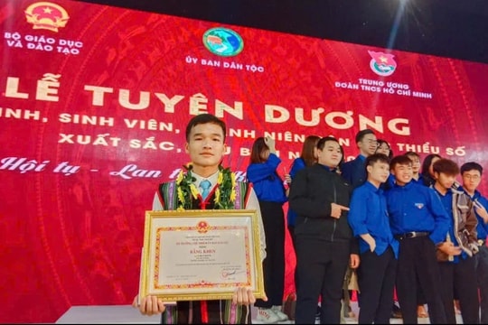 Những hành trình vươn lên từ bản làng, viết tiếp truyền thống hiếu học