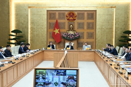 Đẩy nhanh tiến độ các công trình giao thông trọng điểm phục vụ lễ khởi công, khánh thành ngày 19/12 tới
