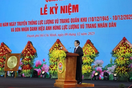 Chủ tịch nước Lương Cường trao danh hiệu Anh hùng Lực lượng vũ trang nhân dân tặng Quân khu 7