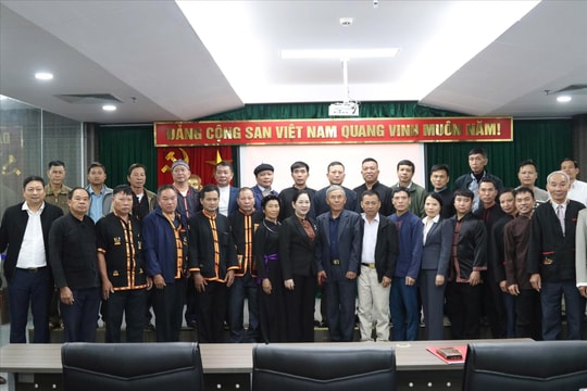 Thứ trưởng Nông Thị Hà gặp mặt Người có uy tín trong đồng bào DTTS tỉnh Quảng Ninh