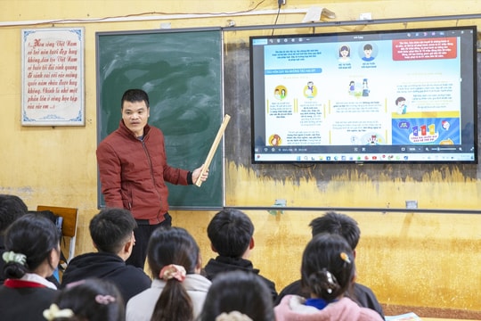 Trường học vùng cao Tú Lệ: Trang bị “lá chắn” kiến thức bảo vệ học sinh trước nạn tảo hôn