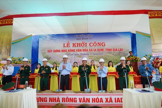 Binh đoàn 15 khởi công xây dựng Nhà rông văn hóa xã biên giới Ia Dom