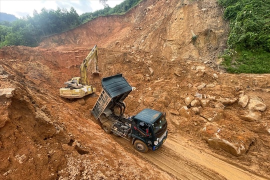 Gian nan đường lên miền đất ngàn cau Sơn Tây