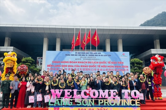 Lạng Sơn chào đón đoàn khách du lịch quốc tế đầu tiên năm 2026