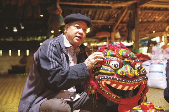 Người "giữ lửa" điệu múa sư tử mèo ở vùng cao xứ Lạng