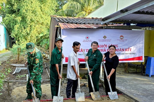 Khởi công xây dựng nhà “Đại đoàn kết” cho người nghèo khu vực biên giới biển Cần Thơ