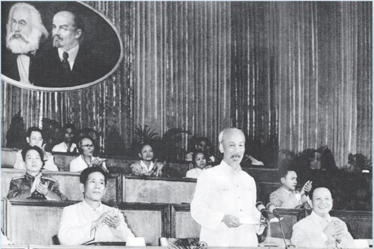 Cuốn sách “Bác Hồ với Đại hội Đảng” - nguồn tư liệu quý