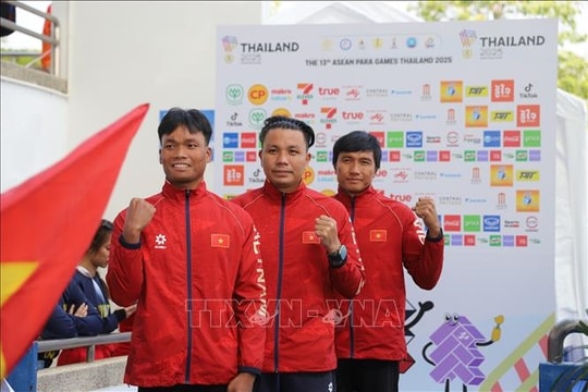 ASEAN Para Games 13: Võ Huỳnh Anh Khoa “mở hàng” Huy chương Vàng, đoàn Việt Nam khởi đầu ấn tượng