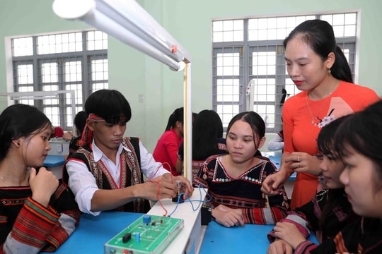 Đẩy mạnh truyền thông để tạo đột phá phát triển giáo dục và đào tạo