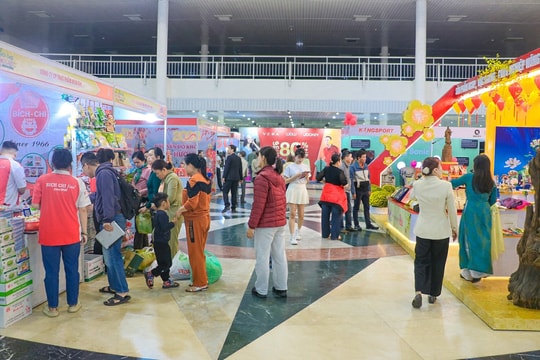 Đà Nẵng: Hơn 200 gian hàng tham gia Hội chợ Xuân năm 2026