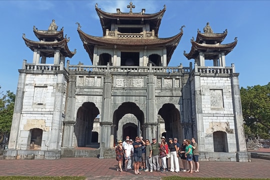 Xứ đạo Ninh Bình an yên vui Xuân mới