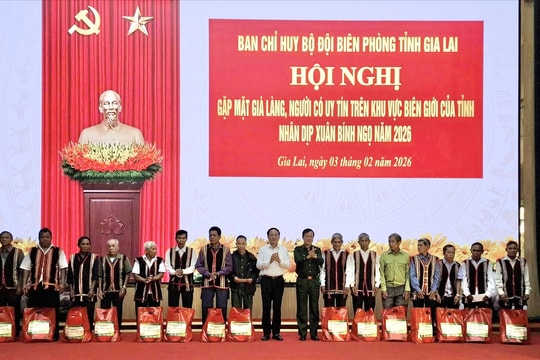 Bộ đội Biên phòng tỉnh Gia Lai gặp mặt, chúc Tết già làng, Người có uy tín vùng biên giới