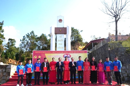 Hoành Mô tăng cường kết nạp đảng viên là người DTTS