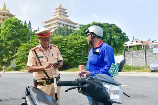 Thủ tướng chỉ đạo tăng cường công tác tổ chức vận tải bảo đảm trật tự, an toàn giao thông dịp Tết Nguyên đán Bính Ngọ