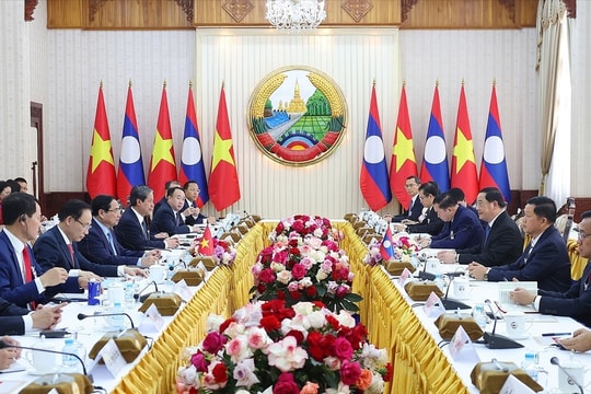 Thủ tướng Chính phủ Phạm Minh Chính hội kiến Thủ tướng Lào Sonexay Siphandone