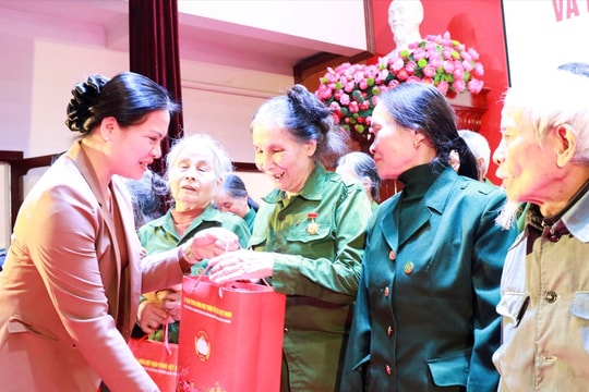 Tổng Thư ký Ủy ban Trung ương MTTQ Việt Nam thăm, chúc Tết tại Lào Cai