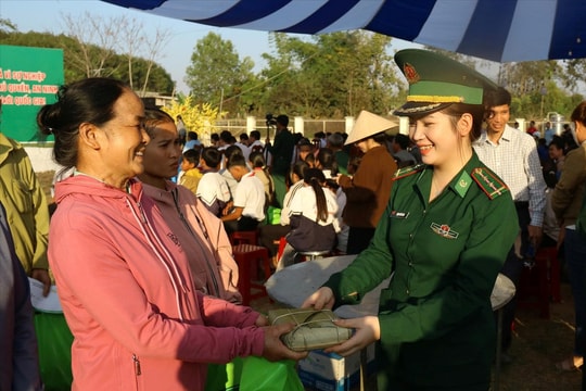 Xuân rộn ràng nơi vùng đất biên giới Sa Loong
