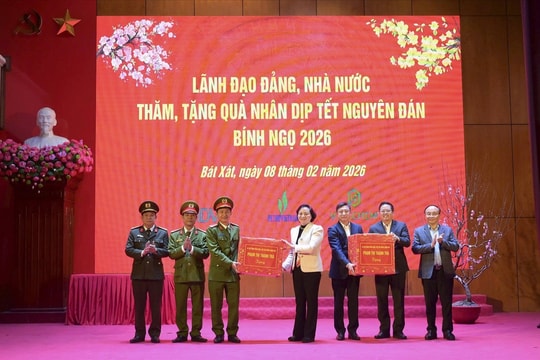Phó Thủ tướng Phạm Thị Thanh Trà thăm, chúc Tết các xã biên giới tỉnh Lào Cai