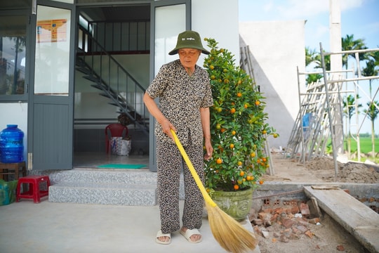 Xuân ấm trong những căn nhà mới nơi “rốn lũ”