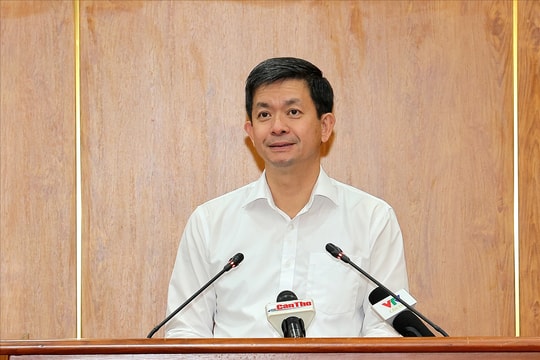 Bí thư Thành ủy Cần Thơ: Đẩy nhanh giải ngân các công trình, dự án, phấn đấu tăng trưởng 2 con số