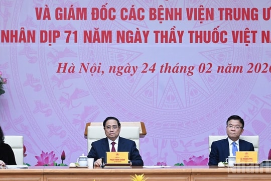 Thủ tướng Phạm Minh Chính gặp mặt đại diện các nhà khoa học tiêu biểu lĩnh vực y tế
