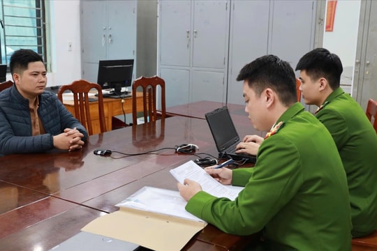 Bắt tạm giam lái tàu khách trong vụ tai nạn khiến 6 ngưởi tử vong trên hồ Thác Bà