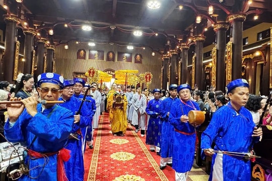 Miễn 100% vé tham quan hội Xuân Yên Tử trong 3 năm liền
