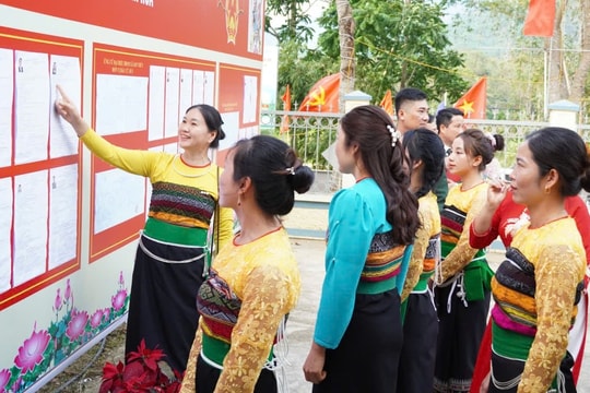 Những  “phiên dịch” niềm tin nơi núi rừng