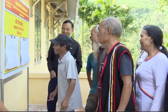 Đồng bào DTTS thể hiện quyết tâm, dân chủ trong lá phiếu bầu cử