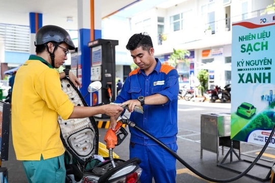 Vì sao đã “xả” mạnh Quỹ Bình ổn 4.000 - 5.000 đồng/lít, giá xăng dầu vẫn nhích lên?
