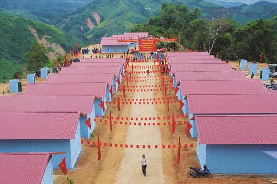 Cuộc sống mới ở Háng Pu Xi