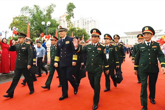 Thắt chặt quan hệ quốc phòng Việt - Trung từ giao lưu biên giới