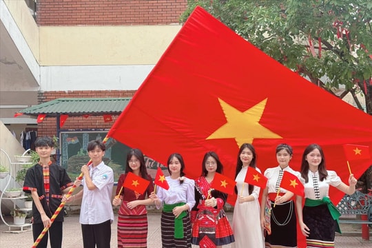 Khát vọng cống hiến, lập nghiệp và giữ gìn bản sắc của học sinh trường Dân tộc nội trú Nghệ An