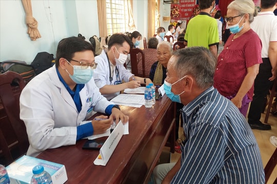 Người yếu thế được đề xuất khám sức khỏe định kỳ miễn phí