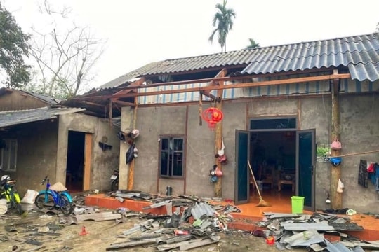 Lào Cai: Mưa to kèm gió lốc gây thiệt hại trên 5 tỷ đồng