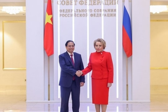 Phối hợp giám sát triển khai các thỏa thuận đã đạt được giữa hai chính phủ Việt Nam và Liên bang Nga