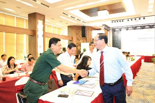 Phía sau đại biểu Quốc hội là trách nhiệm nằm trong hai chữ "đại diện"