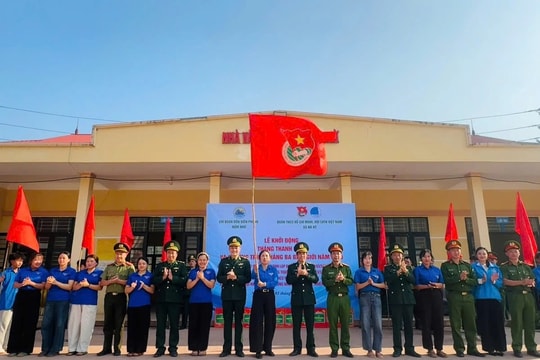 Dấu ấn "màu áo xanh" trên các bản làng
