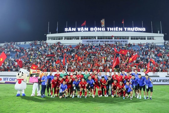 Cú hích từ chiến thắng Malaysia và diện mạo mới đầy khởi sắc của tuyển Việt Nam