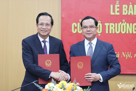 Cuộc chuyển giao 'di sản' và niềm tin dưới 'mái nhà' Bộ Dân tộc và Tôn giáo