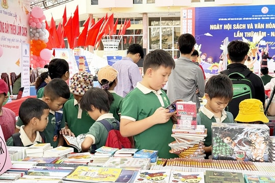 Đắk Lắk: Hội sách thu hút giới trẻ