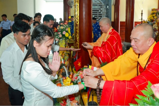 Tổ chức đón Tết cổ truyền Bunpimay và Chôl Chnăm Thmây cho sinh viên, học viên Lào, Campuchia