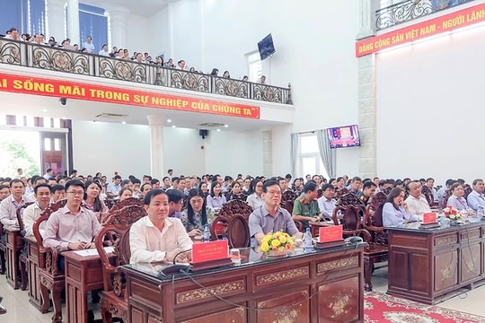 Hội nghị quán triệt, triển khai các văn bản của Ban Bí thư về công tác dân tộc, tôn giáo trong giai đoạn mới