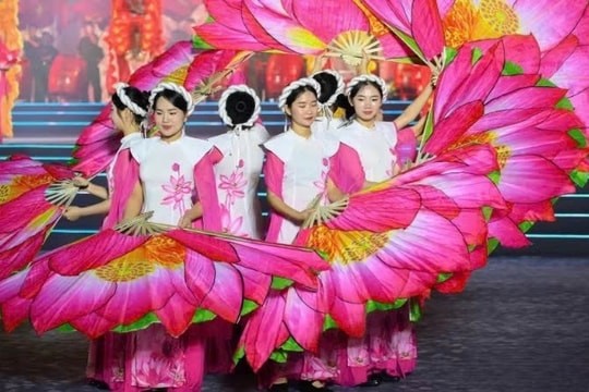 Sẽ tổ chức Lễ hội Làng Sen năm 2026
