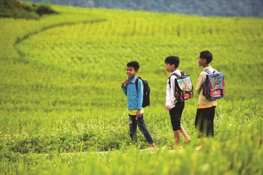 Du lịch xanh "nảy mầm" từ những bản làng
