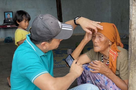 Bảo vệ đôi mắt khi lên nương rẫy