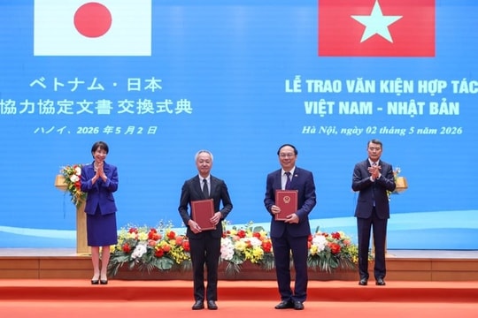 Việt Nam, Nhật Bản trao nhiều văn kiện hợp tác quan trọng
